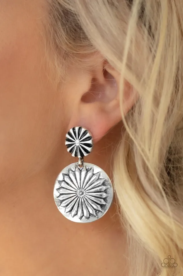 Paparazzi Earring Fierce Florals Silver Paparazzi Jewelry Earrings