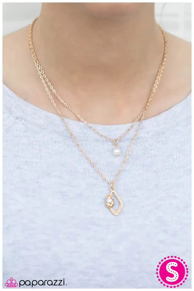 Paparazzi Jewelry Necklaces Paparazzi Necklace The Aristocrat Gold
