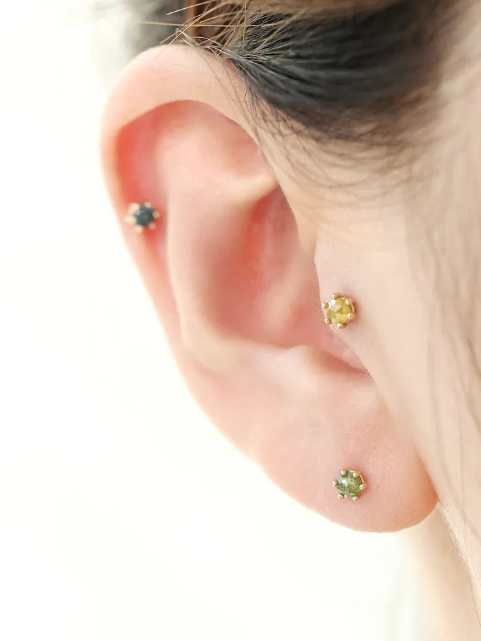 MinimalBijoux Earrings 14K Gold Rough Diamond Cartilage earring 3mm 18g16g